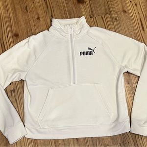 PUMA LIKE NEW! Size M White mid cropped sweatshirt